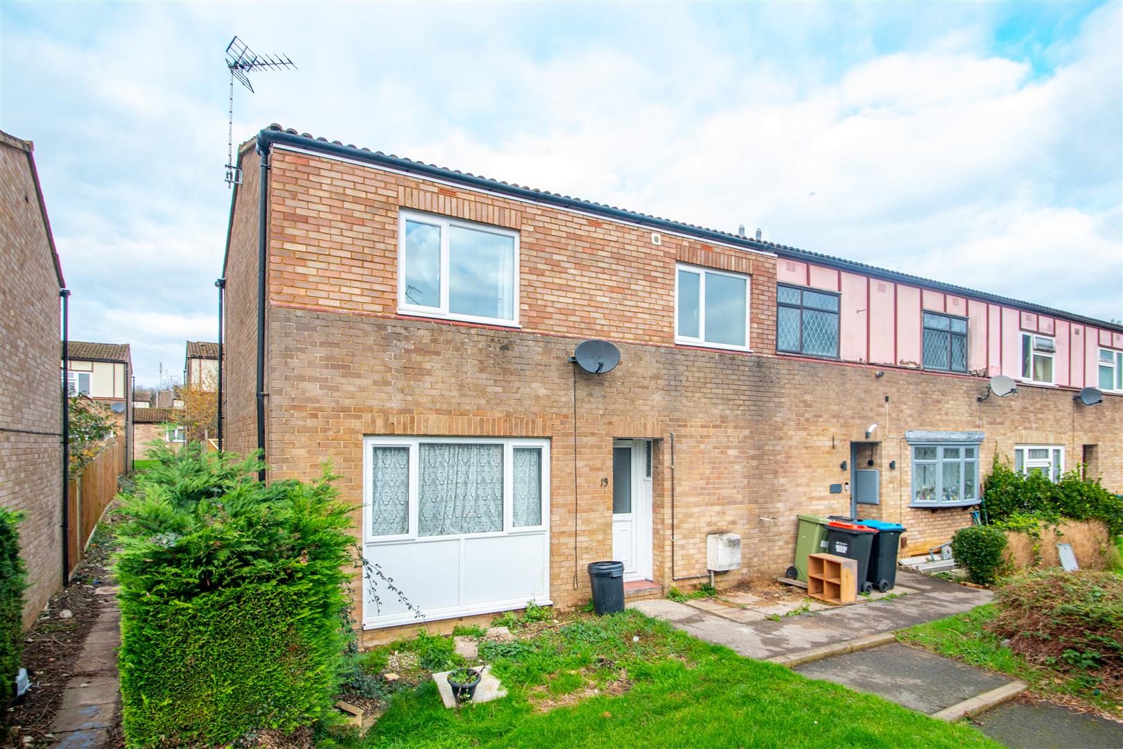 Aldermead, Stacey Bushes, Milton Keynes